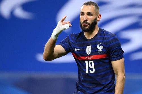 ĐT Pháp không có Benzema ở trận đấu ra quân