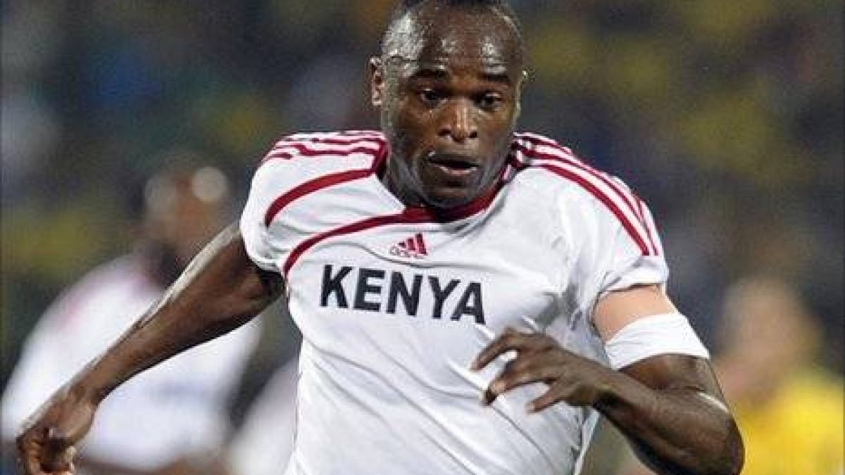 Dennis Oliech biography and net worth 2023 - Latest Sports News Africa | Latest Sports Results