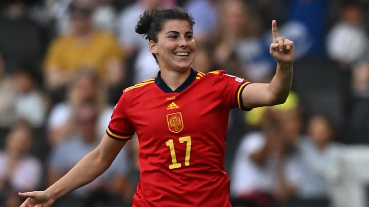 Man Utd sign Spain winger Lucia Garcia on two-year deal