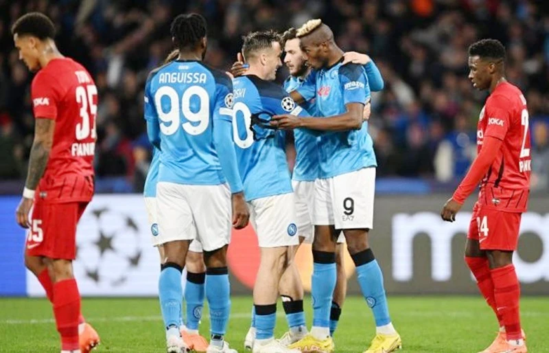 Mùa giải lịch sử của Napoli giúp Serie A hồi sinh | TRANG THỂ THAO CHUYÊN NGÀNH