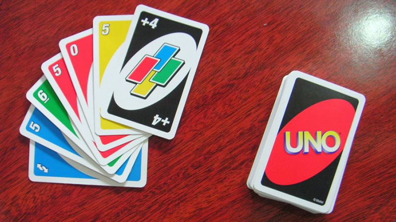 Luật chơi cơ bản và hướng dẫn chơi board game Uno cho người mới bắt đầu