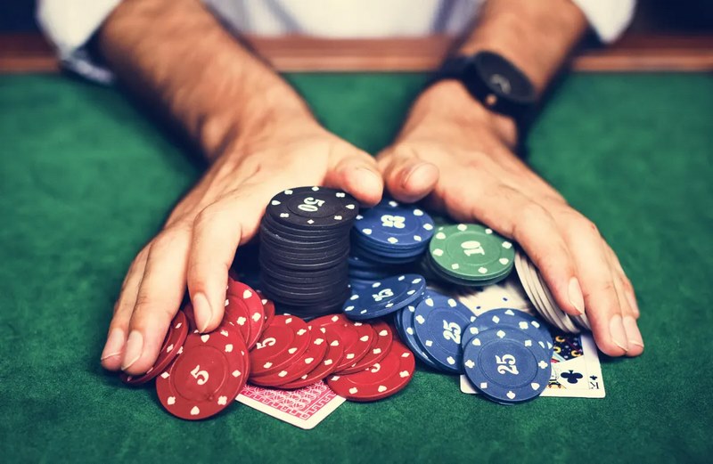 Deep Stack Poker là gì? Lời khuyên cho chiến lược chơi Poker hiệu quả - Cổng Bet 88