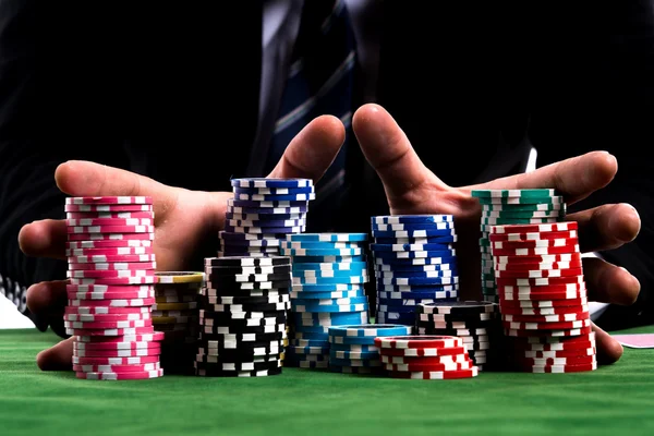 Các loại cược trong Poker: Giới hạn cố định, Giới hạn Pot và Không giới hạn