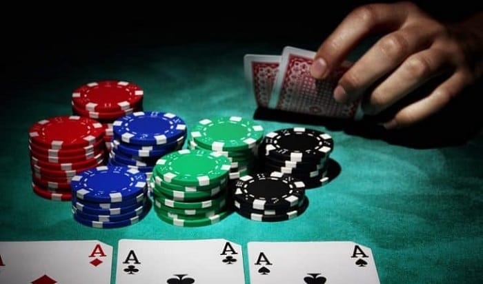 4 mẹo chơi poker dễ thắng nhất