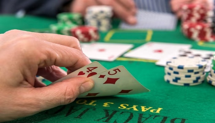 Thẻ rác trong poker là gì? Mẹo phát hiện và xử lý tin nhắn rác