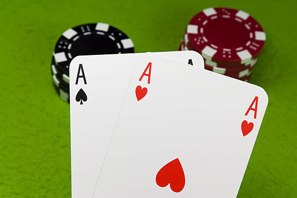 Poker là gì? Mẹo chơi Poker hiệu quả cho người mới bắt đầu