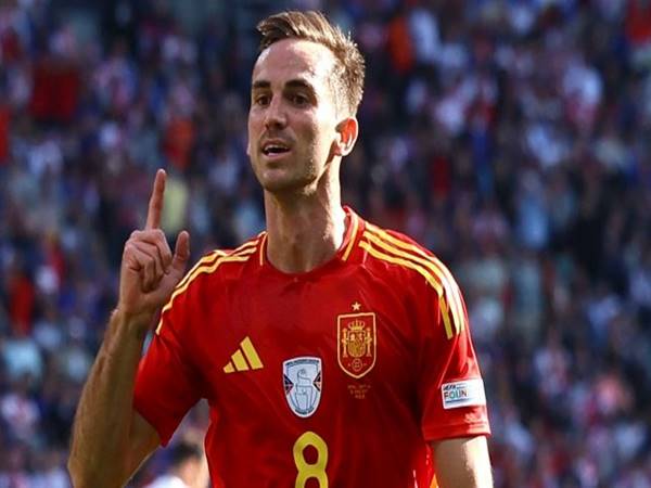 Fabian Ruiz là ai? Anh ấy có lý lịch và thành tích gì?