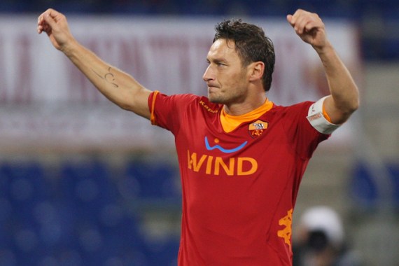 Francesco Totti lập kỷ lục mới của câu lạc bộ. Bóng đá | Al Jazeera