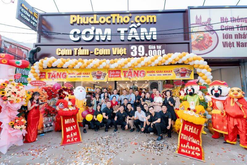 Cơm Tấm Phúc Lộc Thọ – Chuỗi nhà hàng cơm tấm nổi tiếng nhất Sài Gòn