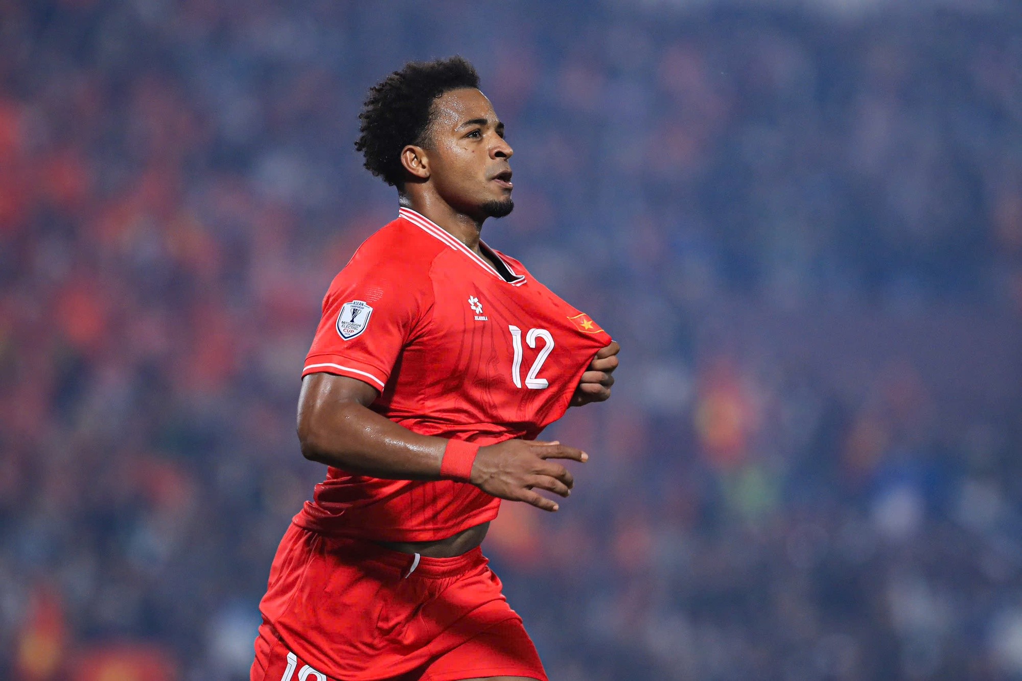 Nguyễn Xuân Son: Từ khu ổ chuột Brazil đến niềm hy vọng mới của bóng đá  Việt Nam