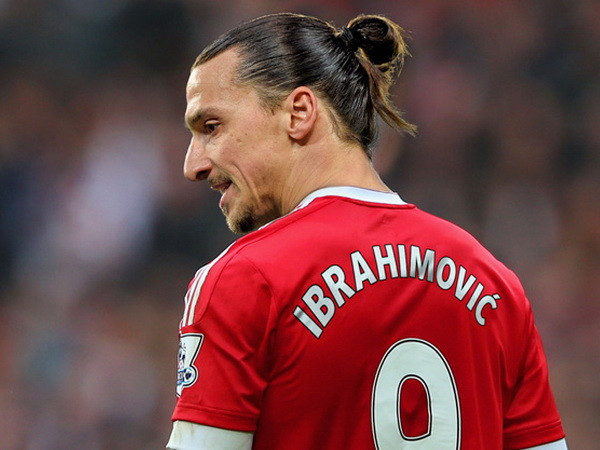 Zlatan Ibrahimovic xác nhận gia nhập CLB Manchester United | Vietnam+  (VietnamPlus)
