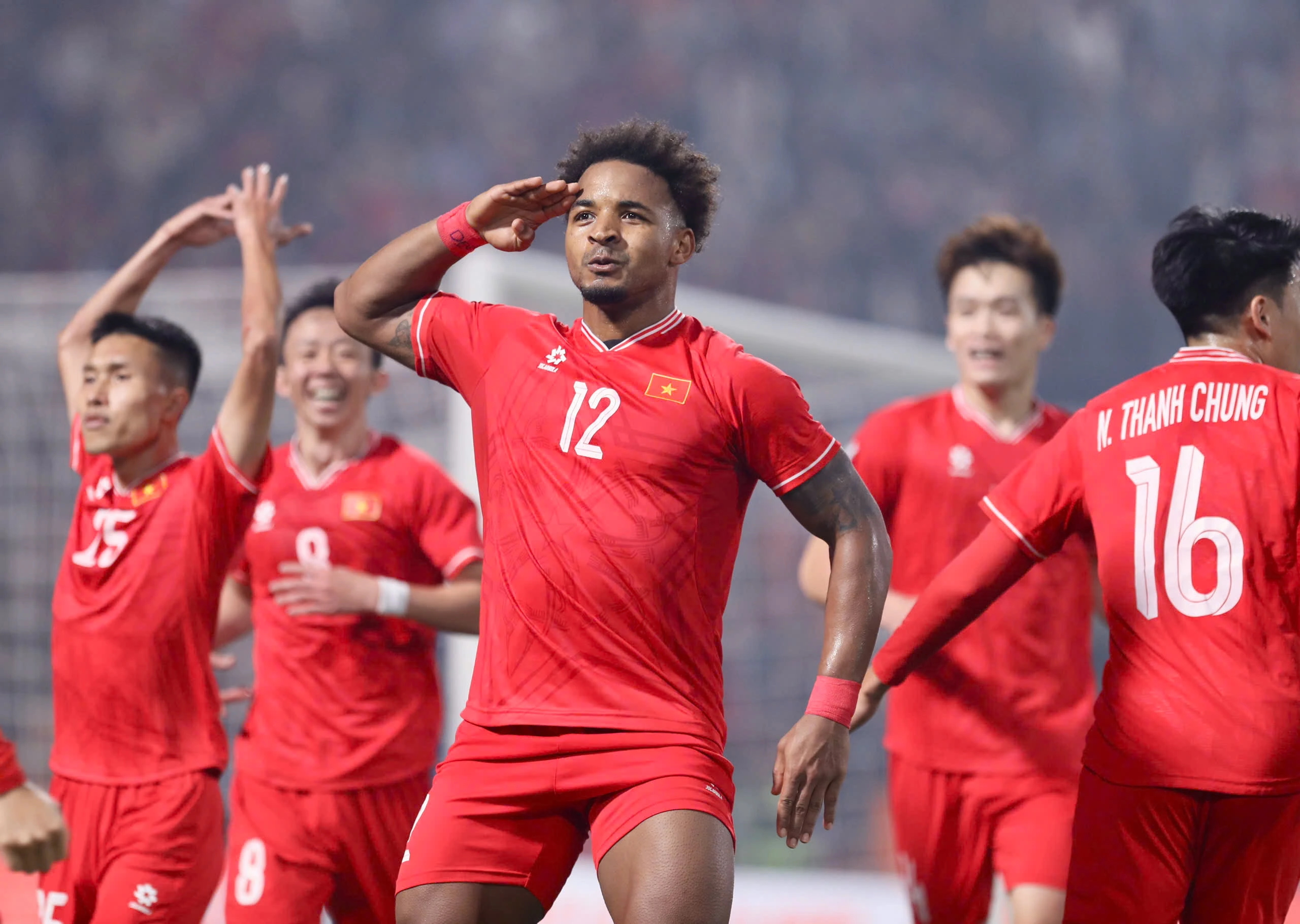 Từ bê bối nghiêm trọng của bóng đá Malaysia, nhìn lại hồ sơ Nguyễn Xuân Son:  Chuẩn không phải chỉnh!