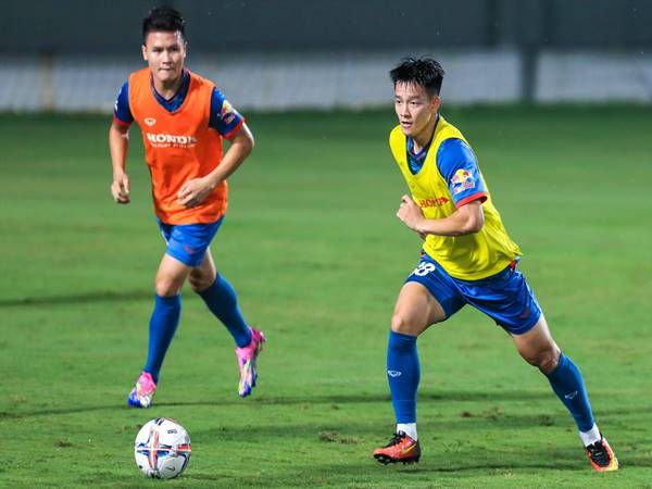 Giải Đáp: Đi Bóng Là Gì Trong Bóng Đá? Vai Trò Và Yếu Tố Quyết Định