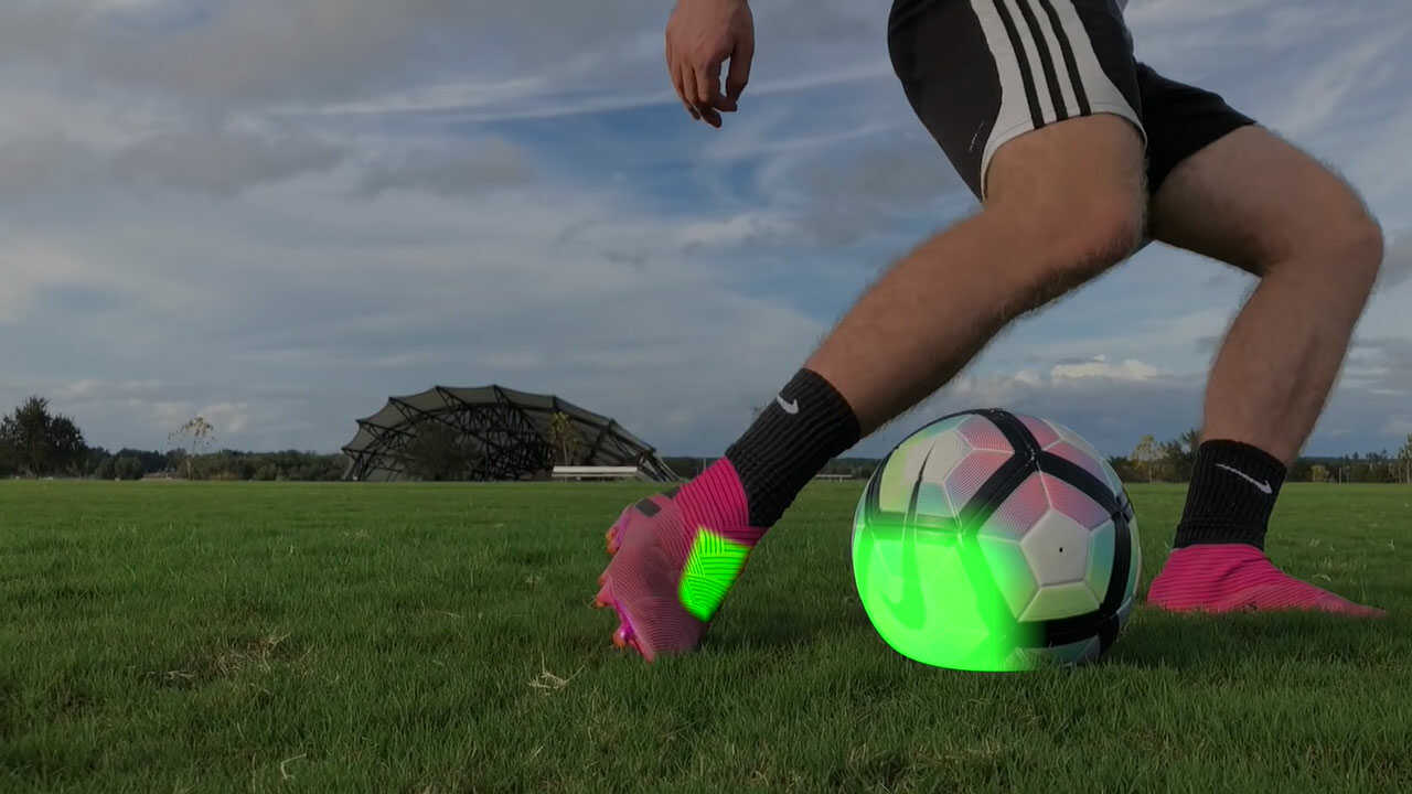 Hướng Dẫn Thực Hiện Kỹ Thuật Chuyền Bóng Bổng Chi Tiết, Hiệu Quả