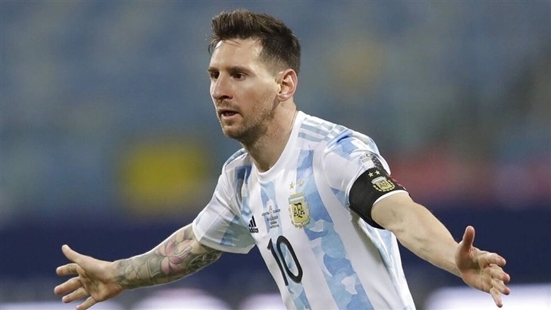Và Messi cũng là cái tên nổi bật với thành tích này Top 10 cầu thủ nhiều hat trick nhất lịch sử làng túc cầu