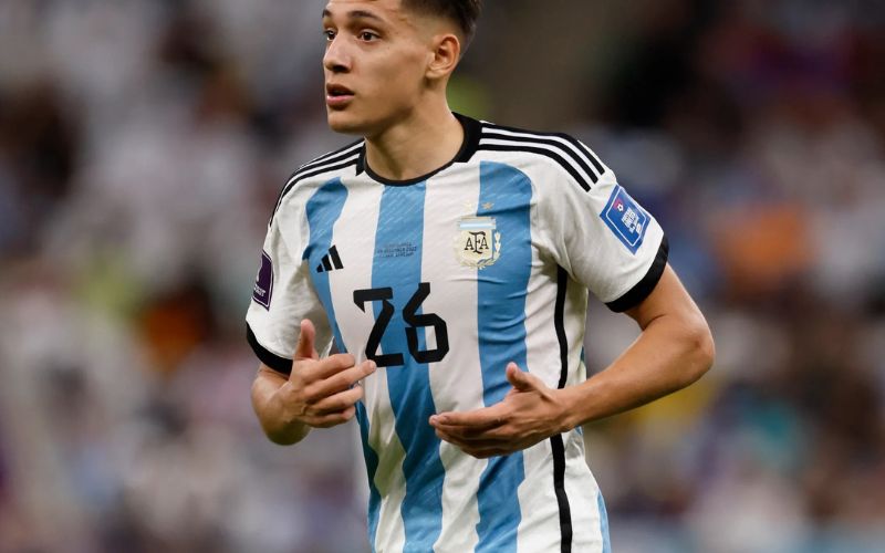 Nahuel Molina hậu vệ cánh Argentina
