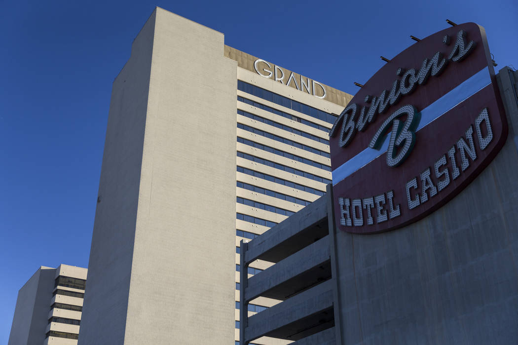 play mega boy slot online