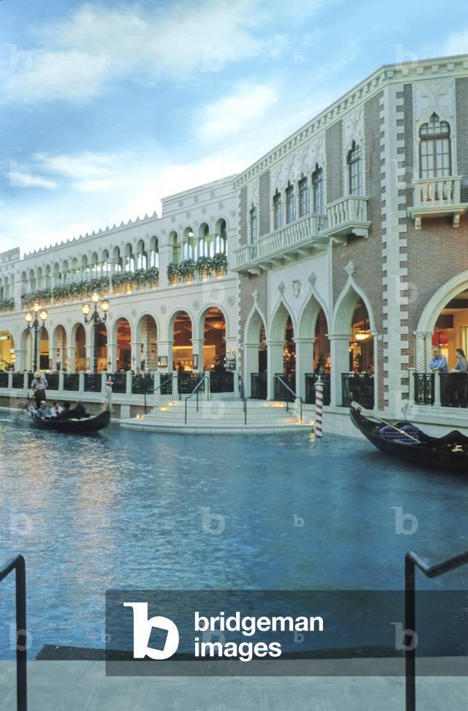 Dolphins Pearl Deluxe online slot