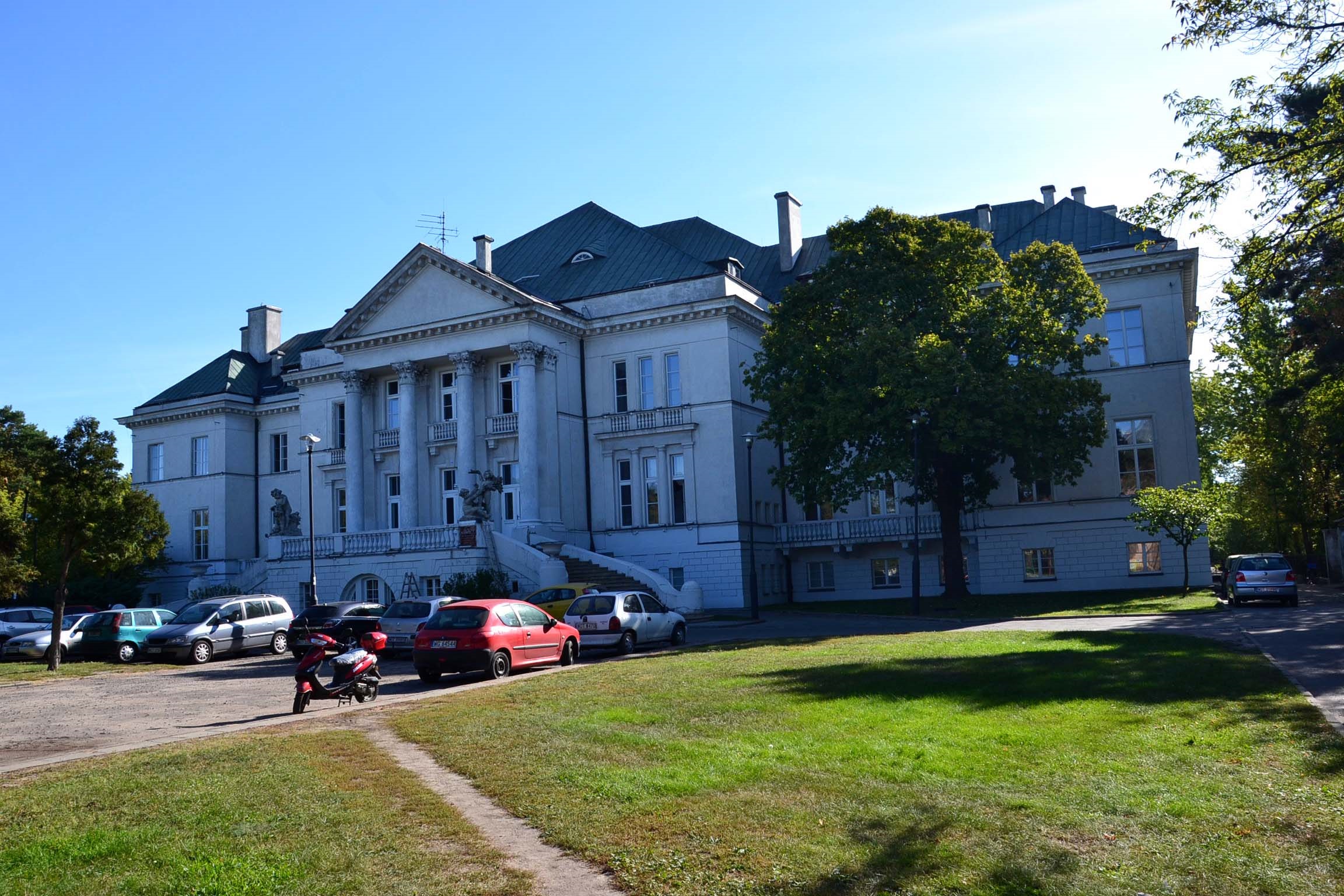 Galeria zdjęć Otwock - Dawne kasyno. Polska Niezwykła