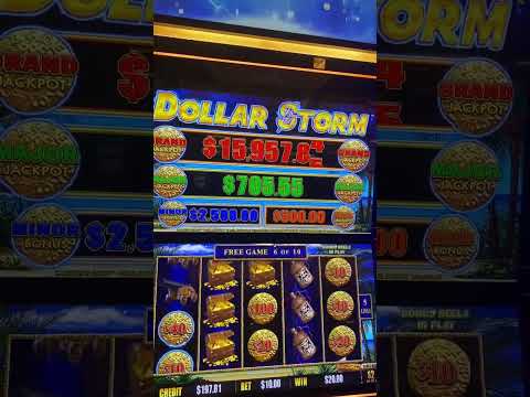 It’s so brutal out here! #gamble #casino #slots - YouTube